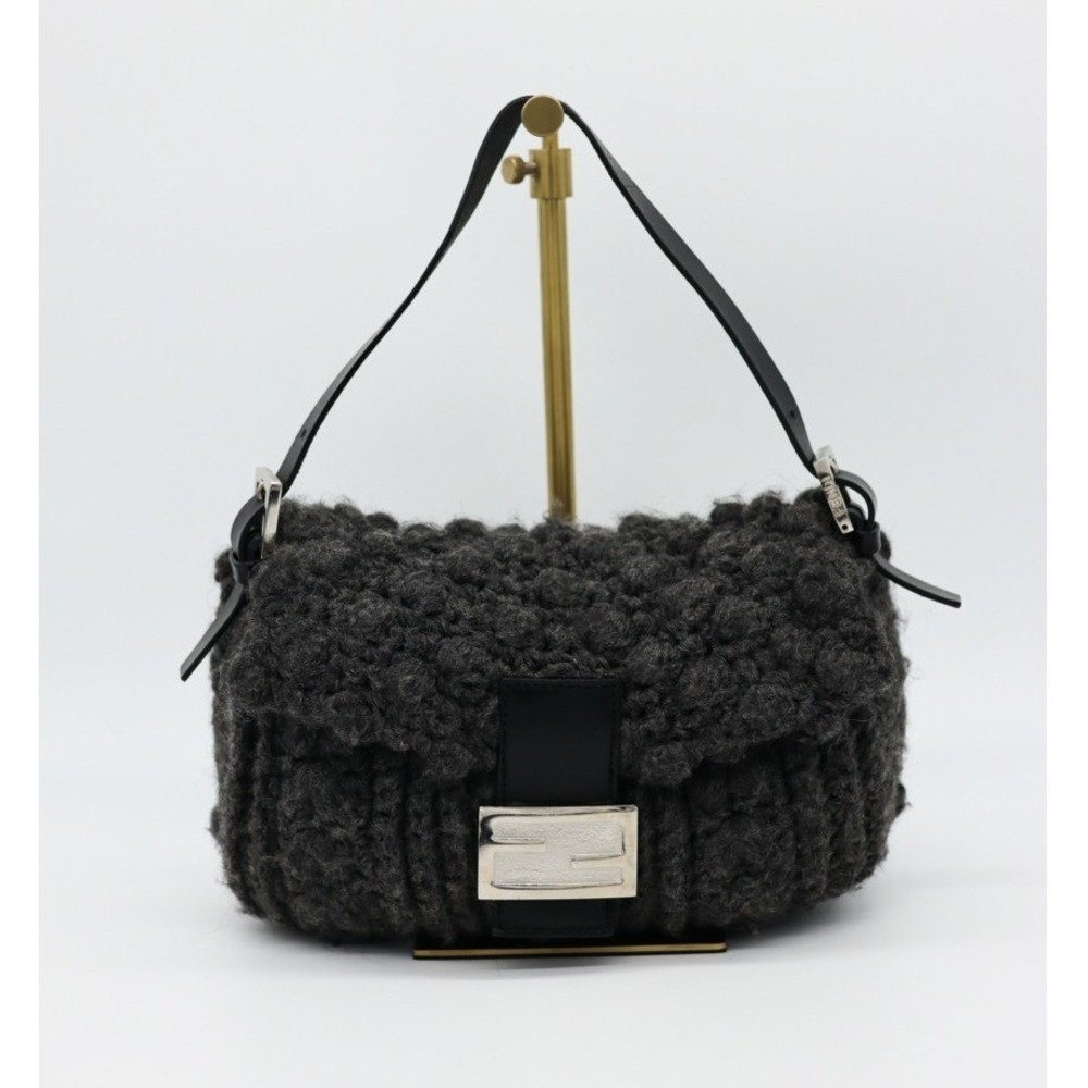 Fendi Gray Knit Crochet Knit Wool Classic Baguette Bag‎